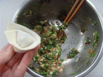 荠菜馄饨怎么做，荠菜馄饨怎么做好吃，荠菜馄饨做法