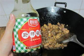 香辣鸡煲火锅怎么做，香辣鸡煲火锅怎么做好吃，香辣鸡煲火锅做法