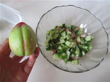 泰式鸡肉蜜桃沙拉怎么做，泰式鸡肉蜜桃沙拉怎么做好吃，泰式鸡肉蜜桃沙拉做法