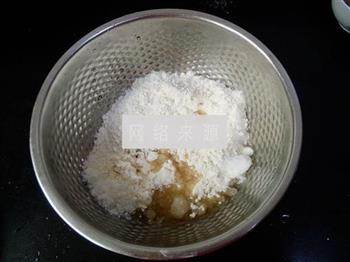蟹壳黄烧饼怎么做，蟹壳黄烧饼怎么做好吃，蟹壳黄烧饼做法
