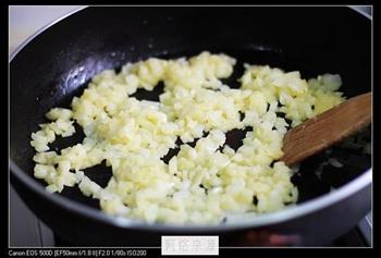 鸡胸肉可乐饼怎么做，鸡胸肉可乐饼怎么做好吃，鸡胸肉可乐饼做法