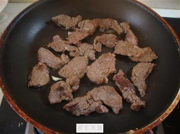 黑胡椒牛肉披萨怎么做，黑胡椒牛肉披萨怎么做好吃，黑胡椒牛肉披萨做法