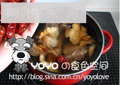 小白菜牛肉蘑菇汤怎么做，小白菜牛肉蘑菇汤怎么做好吃，小白菜牛肉蘑菇汤做法