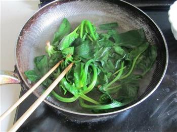 菠菜鸡肉卷怎么做，菠菜鸡肉卷怎么做好吃，菠菜鸡肉卷做法