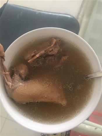 土茯苓煲乳鸽汤怎么做，土茯苓煲乳鸽汤怎么做好吃，土茯苓煲乳鸽汤做法