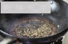 糖醋薰小鲫鱼怎么做，糖醋薰小鲫鱼怎么做好吃，糖醋薰小鲫鱼做法