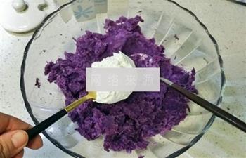 香蕉夹心紫薯麻球怎么做，香蕉夹心紫薯麻球怎么做好吃，香蕉夹心紫薯麻球做法