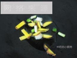 虾头豆腐怎么做，虾头豆腐怎么做好吃，虾头豆腐做法