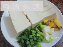 虾头豆腐怎么做，虾头豆腐怎么做好吃，虾头豆腐做法