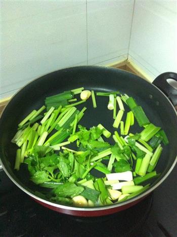 鳗鱼腐竹煲怎么做，鳗鱼腐竹煲怎么做好吃，鳗鱼腐竹煲做法