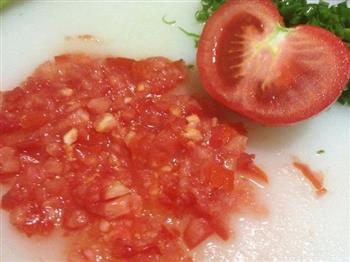 西红柿蛋卷怎么做，西红柿蛋卷怎么做好吃，西红柿蛋卷做法
