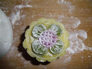 花样冰皮月饼怎么做，花样冰皮月饼怎么做好吃，花样冰皮月饼做法