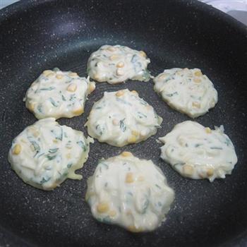 奶香蔬菜饼怎么做，奶香蔬菜饼怎么做好吃，奶香蔬菜饼做法