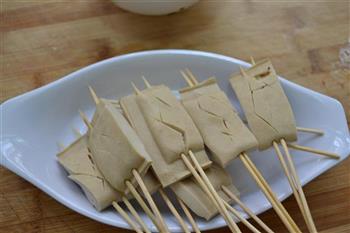 五香烤豆干串怎么做，五香烤豆干串怎么做好吃，五香烤豆干串做法