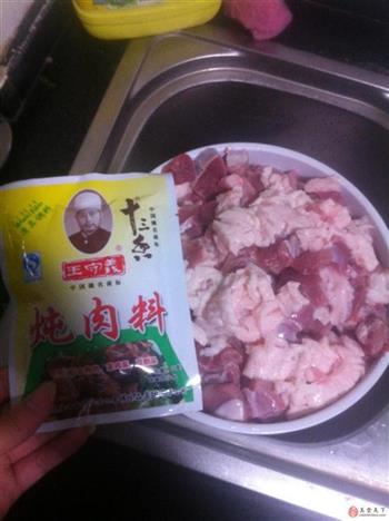 炖羊肉怎么做，炖羊肉怎么做好吃，炖羊肉做法