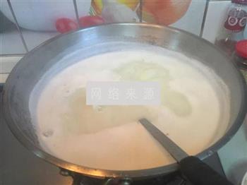 芹菜内脂豆腐怎么做，芹菜内脂豆腐怎么做好吃，芹菜内脂豆腐做法