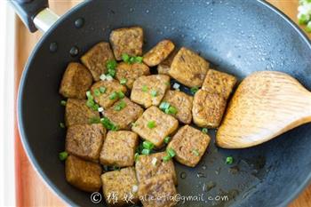 十分钟好味豆腐-葱香豆腐怎么做，十分钟好味豆腐-葱香豆腐怎么做好吃，十分钟好味豆腐-葱香豆腐做法