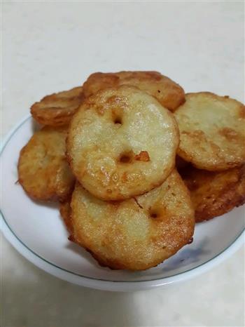 土豆纽扣饼怎么做，土豆纽扣饼怎么做好吃，土豆纽扣饼做法