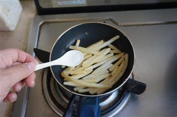 秘制牛油果蘸酱配薯条怎么做，秘制牛油果蘸酱配薯条怎么做好吃，秘制牛油果蘸酱配薯条做法