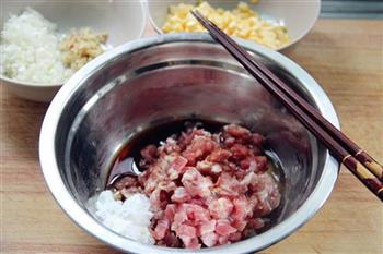 猪肉玉米绿豆饼怎么做，猪肉玉米绿豆饼怎么做好吃，猪肉玉米绿豆饼做法