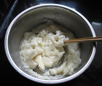 抹茶双色冰皮月饼怎么做，抹茶双色冰皮月饼怎么做好吃，抹茶双色冰皮月饼做法