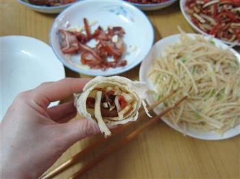 杂粮卷饼怎么做，杂粮卷饼怎么做好吃，杂粮卷饼做法