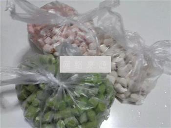 菠菜汁芋圆怎么做，菠菜汁芋圆怎么做好吃，菠菜汁芋圆做法