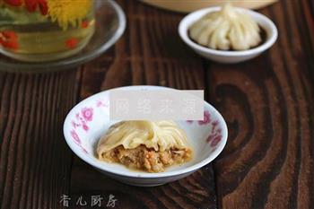 蟹粉小笼包怎么做，蟹粉小笼包怎么做好吃，蟹粉小笼包做法